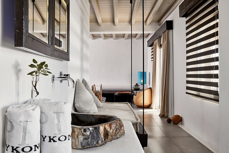 the king of villas rental mykonos luxury suites