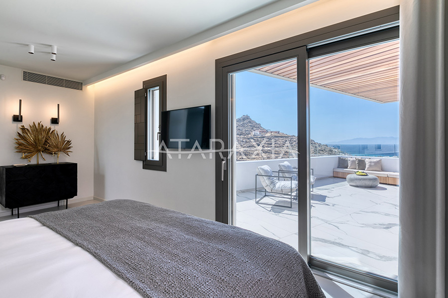 the king of villas rental mykonos