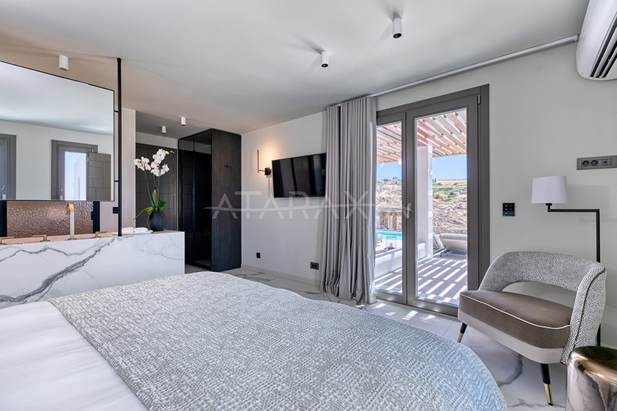 the king of villas rental mykonos