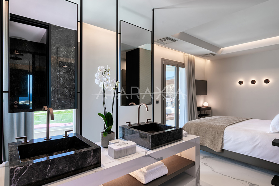 the king of villas rental mykonos