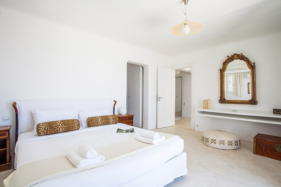 the king of villas rental mykonos