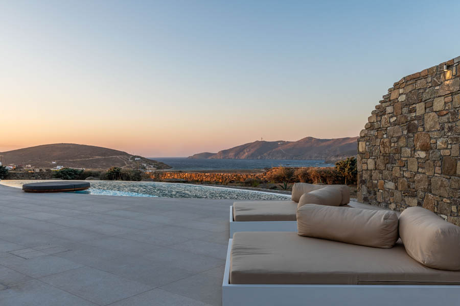 the king of villas rental mykonos