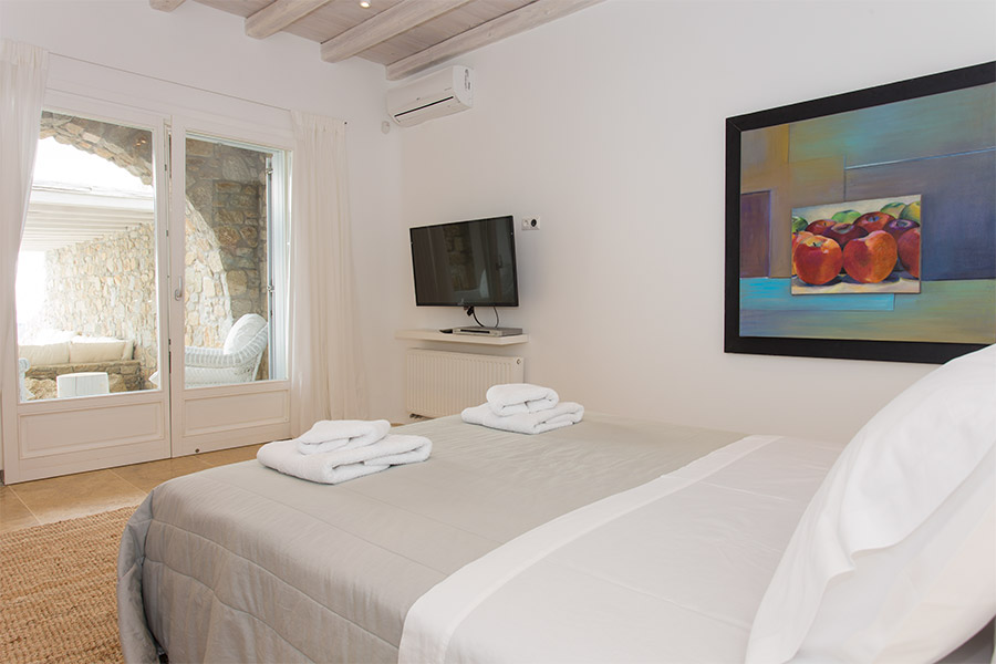 the king of villas rental mykonos luxury