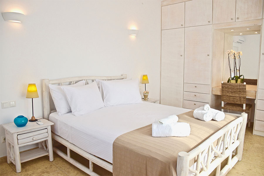 the king of villas rental mykonos