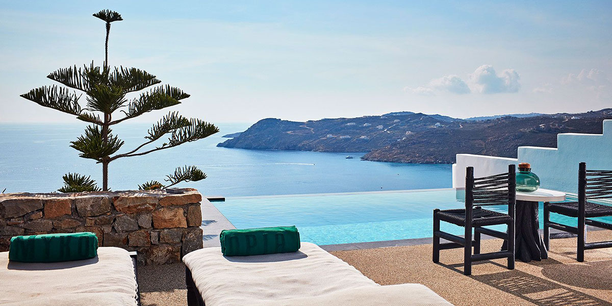 romance in mykonos