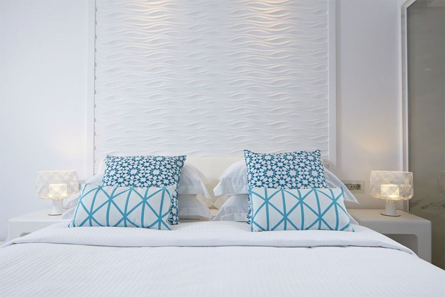 Azure Suite With Outdoor Jacuzzi & Sea View