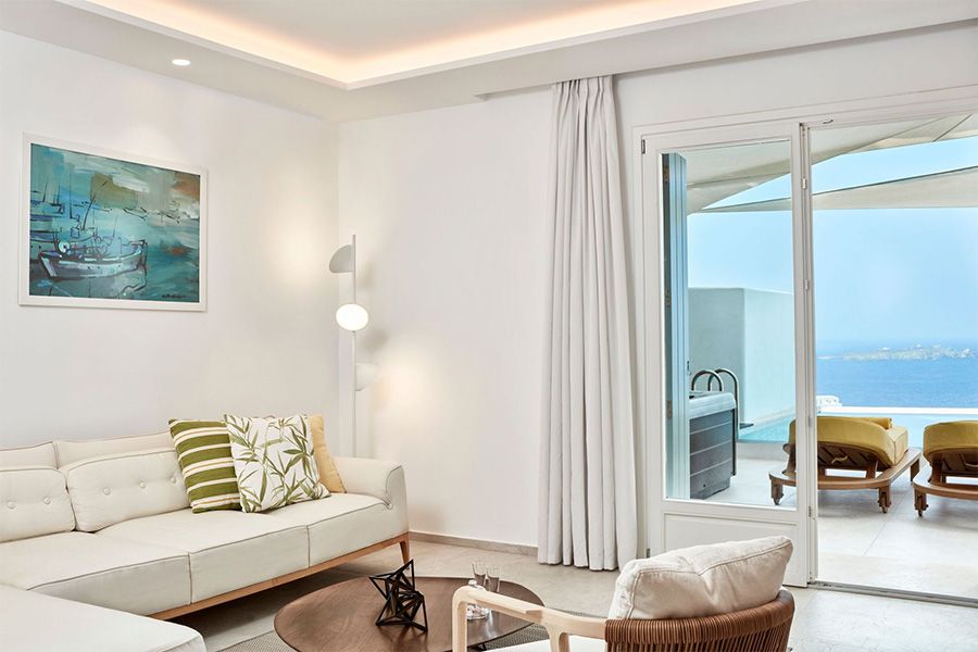 Cyclades Suite Sea View with Private Pool & Outdoor Jacuzzi