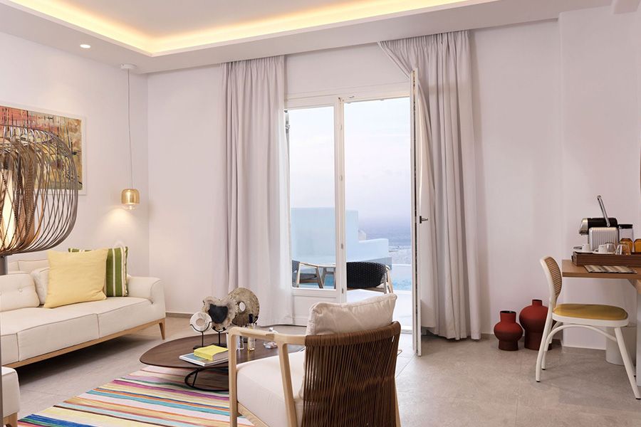 Cyclades Suite Sea View with Private Pool & Outdoor Jacuzzi