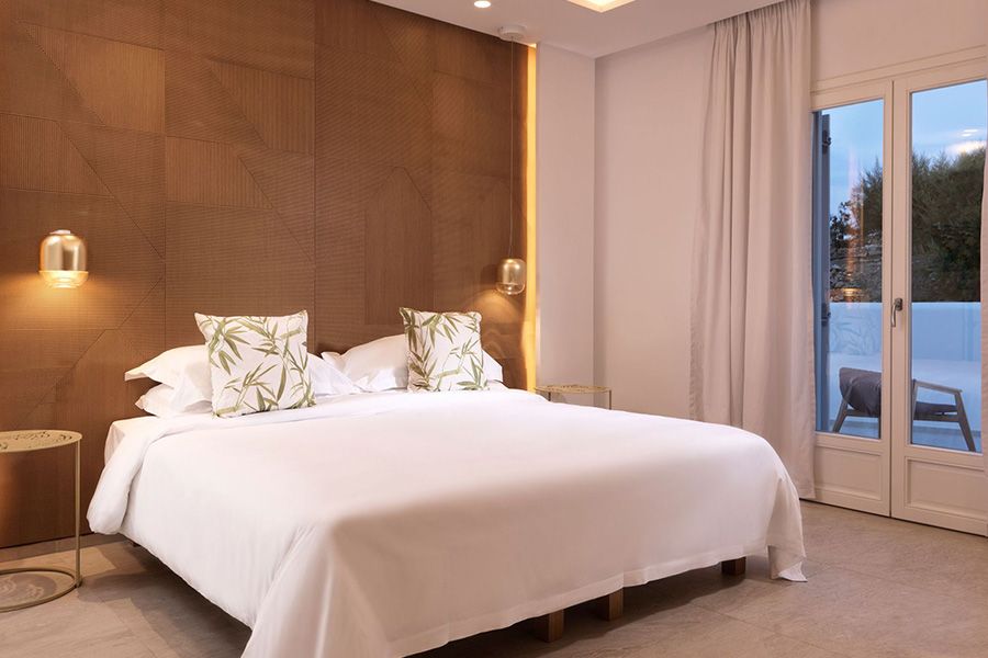 Cyclades Suite Sea View with Private Pool & Outdoor Jacuzzi