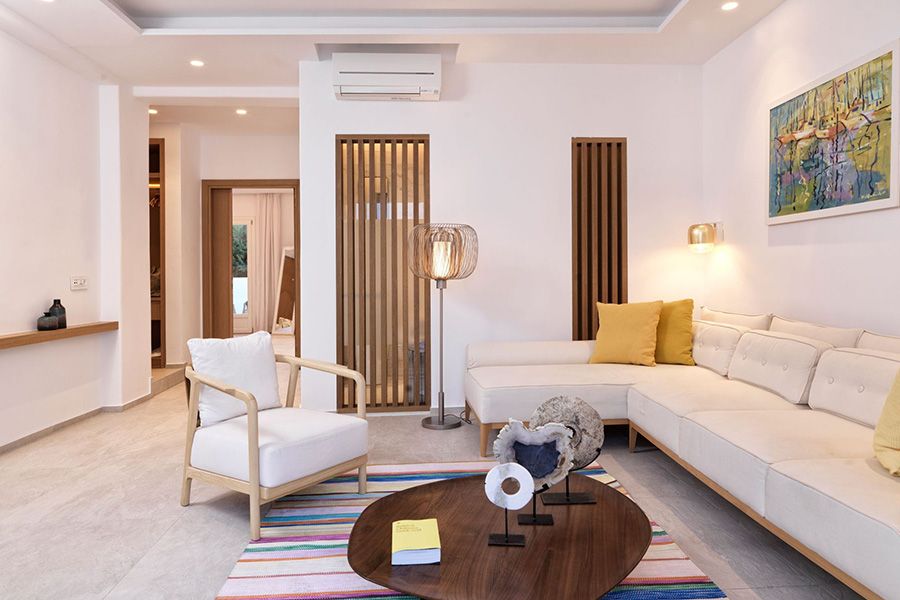Cyclades Suite Sea View with Private Pool & Outdoor Jacuzzi