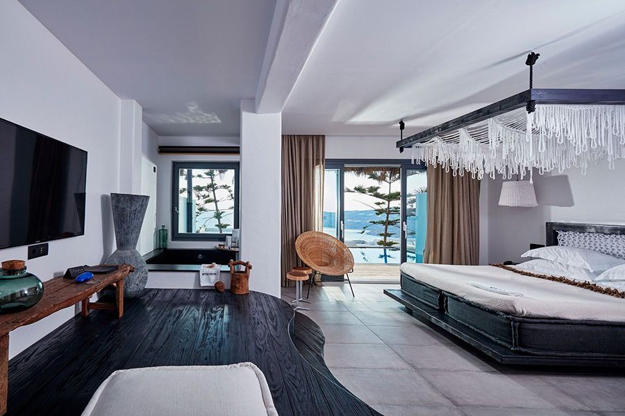 Utopia Grand Majestic Retreat Suite with Private Pool