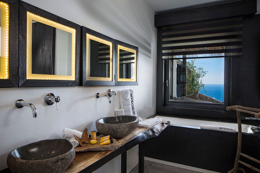 Utopia Majestic Retreat Suite