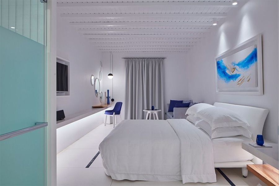 White Bliss Suite With Private Pool & Sea View
